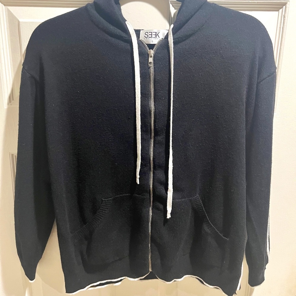SEEK The Label Women Black Zip Up Hoodie S